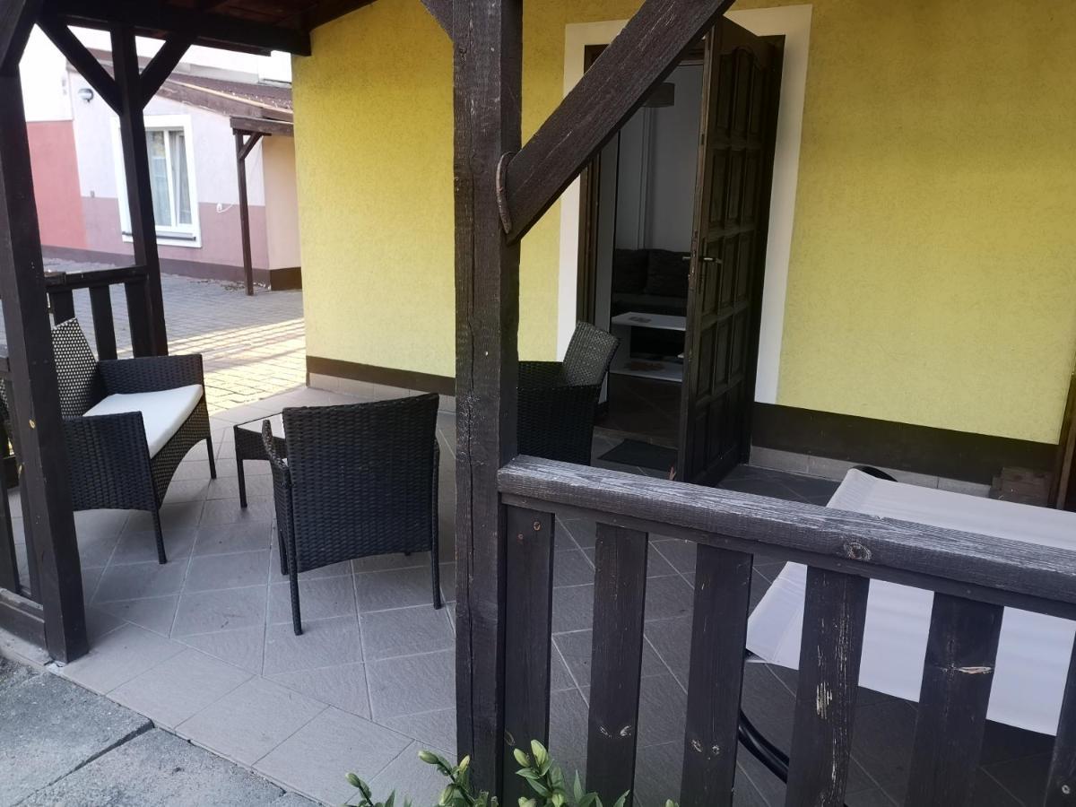 Apartament Ogrodowa Frombork Exterior photo